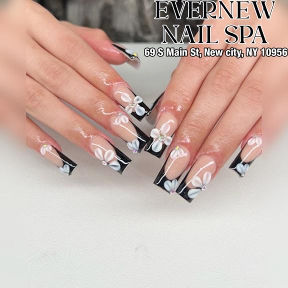 EverNew-Nail-Spa-4-w576.jpg